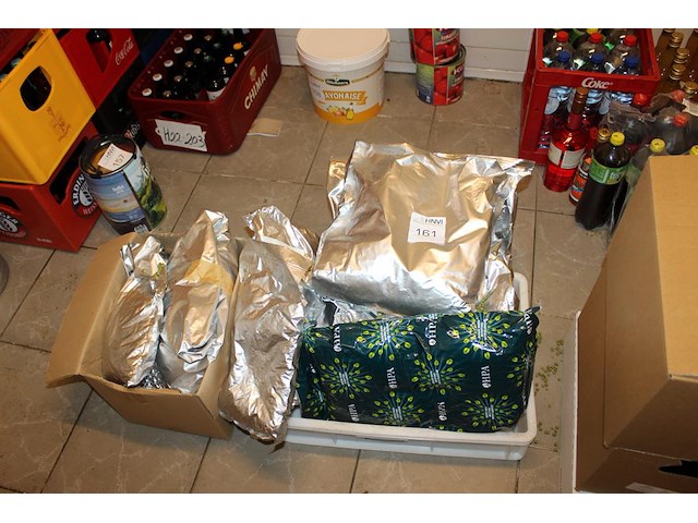 Bierproductie grondstoffen in koeling w.o. cascade, saaz, galaxy, talus en eldorado. - afbeelding 1 van  4