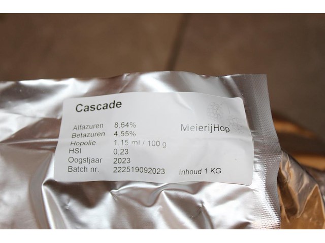 Bierproductie grondstoffen in koeling w.o. cascade, saaz, galaxy, talus en eldorado. - afbeelding 2 van  4