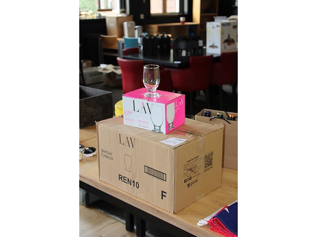 Bierproefglaasjes bierfestival. 42 glazen. - afbeelding 2 van  3