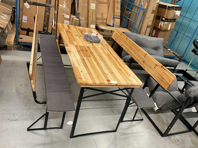 Biertafel met banken - afbeelding 1 van  1