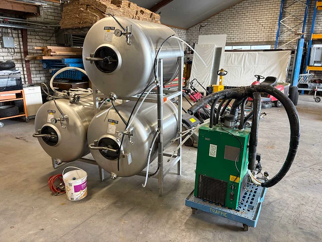 Biertank, koeler en vacuumpomp - afbeelding 1 van  15