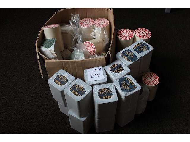 Bierviltjes in diverse maten en uitvoeringen. - afbeelding 1 van  2