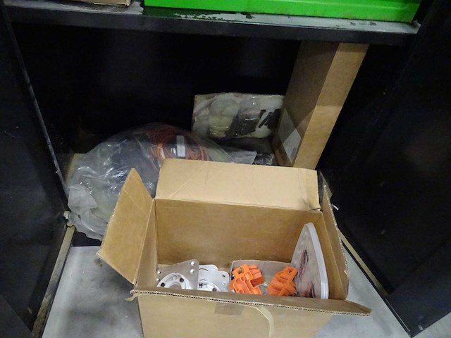 Biesse - 2010 - skill 300 k3 - cnc-bewerkingscentrum - afbeelding 16 van  26