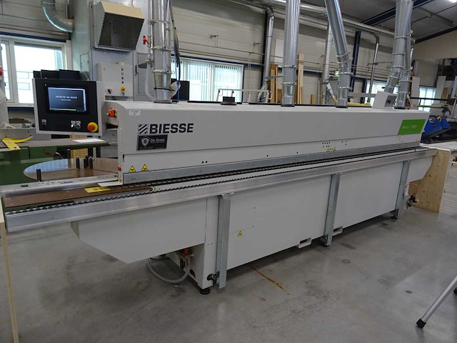 Biesse - 2019 - akron 1330a - kantaanlijmmachine - afbeelding 1 van  17