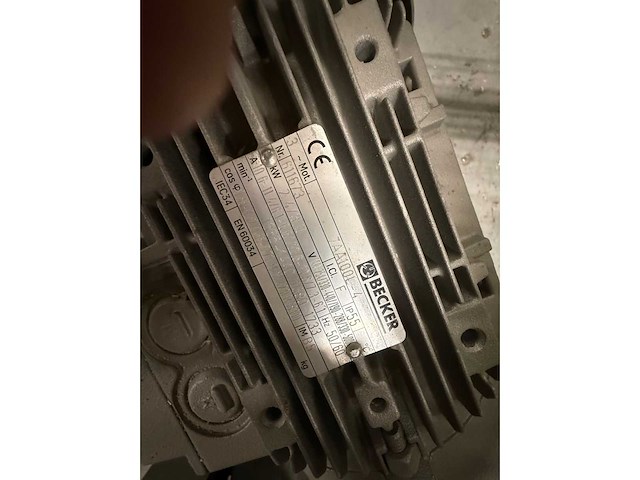 Biesse rover c3 cnc-freesmachine met becker vacuumpomp en console-tafel met pods - afbeelding 5 van  13