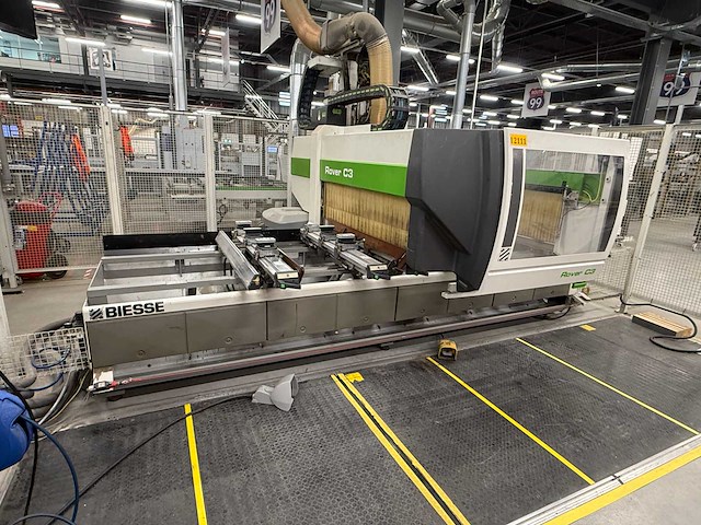 Biesse rover c3 cnc-freesmachine met becker vacuumpomp en console-tafel met pods - afbeelding 1 van  13