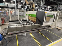 Biesse rover c3 cnc-freesmachine met becker vacuumpomp en console-tafel met pods