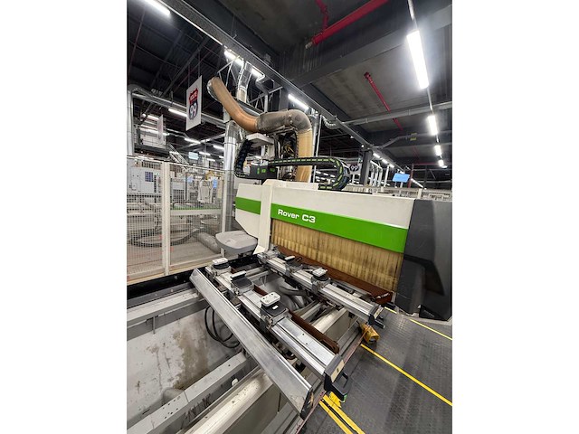Biesse rover c3 cnc-freesmachine met becker vacuumpomp en console-tafel met pods - afbeelding 7 van  13