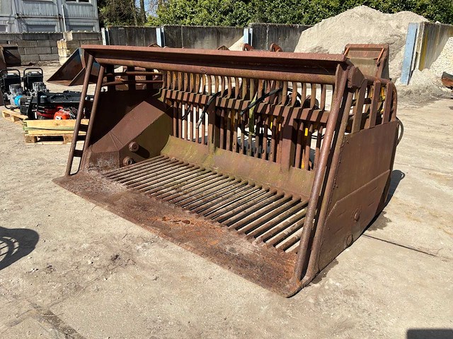 Bietenbak hoogkiep - afbeelding 1 van  7