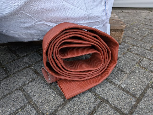 Big bag met partij diverse brandweerslangen - afbeelding 5 van  6