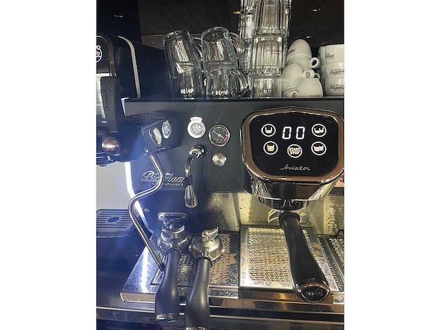 Biggelaar - premium aviator cbc royal 2 - volautomatische espressomachine - afbeelding 4 van  4