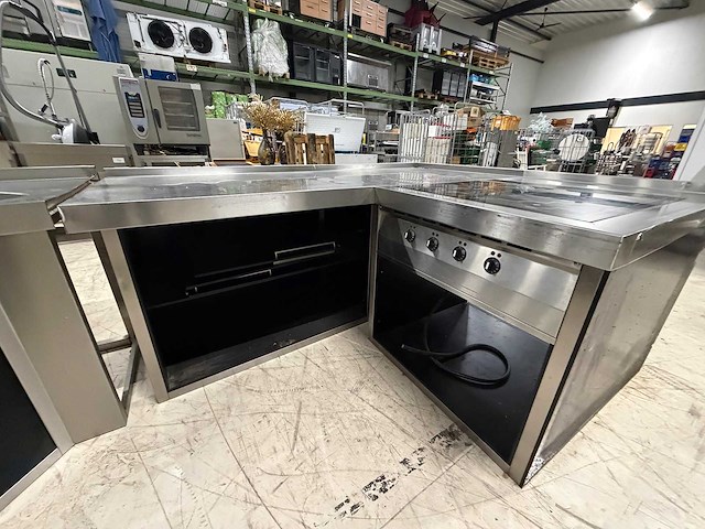 Bijkerk -rvs/trespa- keukenopstelling - afbeelding 2 van  12