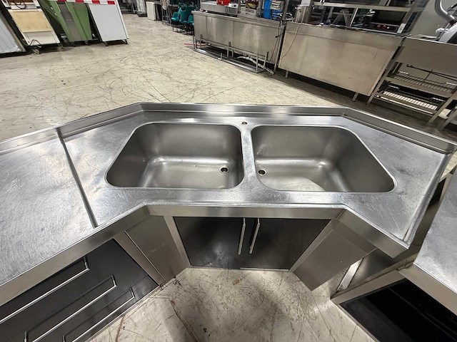 Bijkerk -rvs/trespa- keukenopstelling - afbeelding 6 van  12