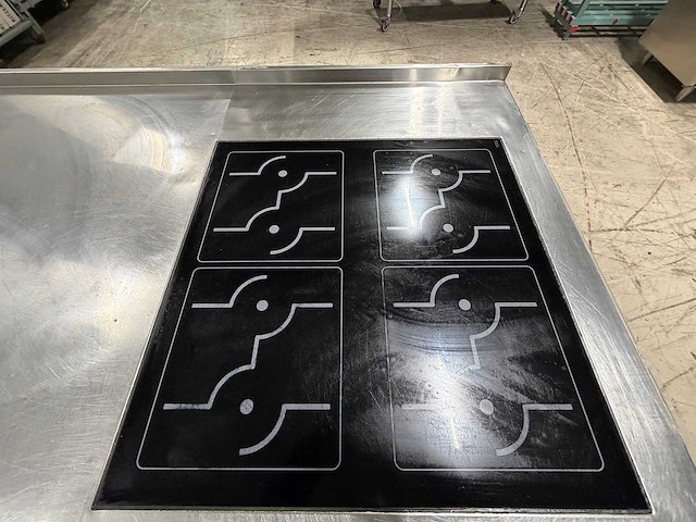 Bijkerk -rvs/trespa- keukenopstelling - afbeelding 10 van  12