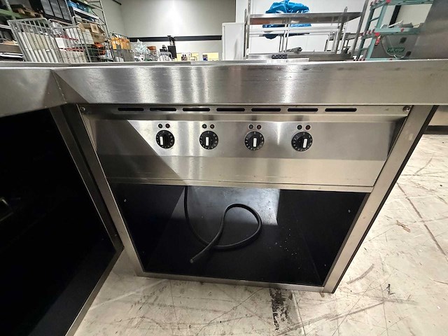 Bijkerk -rvs/trespa- keukenopstelling - afbeelding 11 van  12