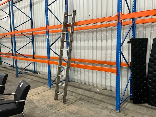 Bijstede ladder - afbeelding 1 van  2