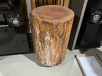 Bijzettafel - boomstam - afbeelding 2 van  5