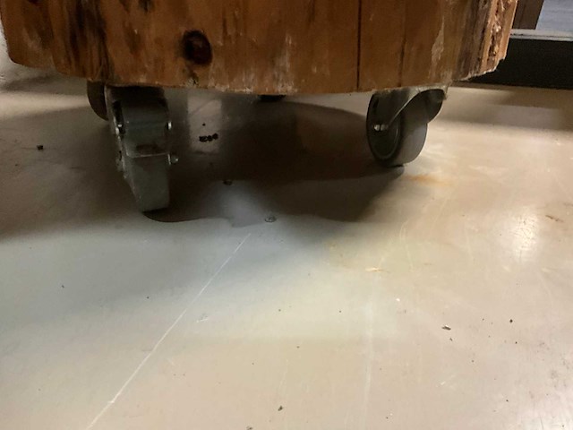 Bijzettafel - boomstam - afbeelding 5 van  5