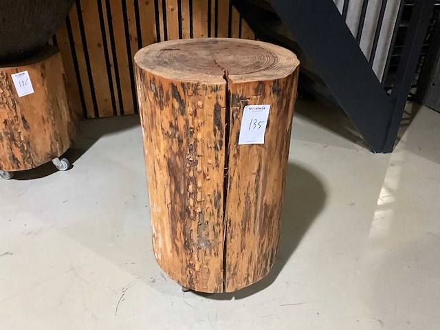 Bijzettafel - boomstam - afbeelding 1 van  5