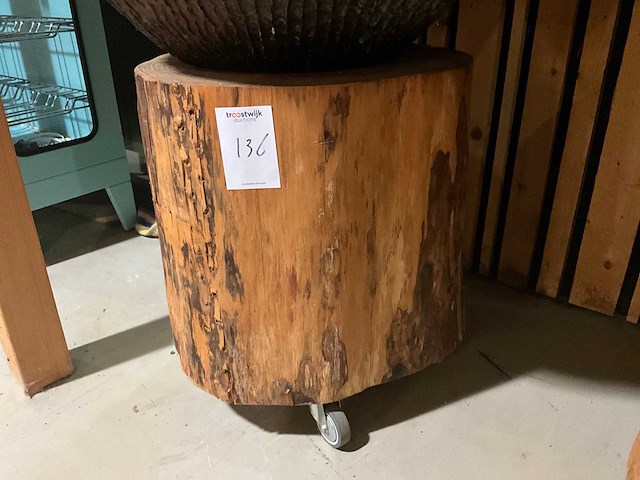 Bijzettafel - boomstam - afbeelding 1 van  4
