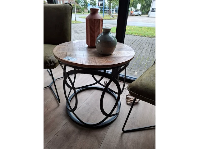 Bijzettafel met 2 stoelen - afbeelding 2 van  4