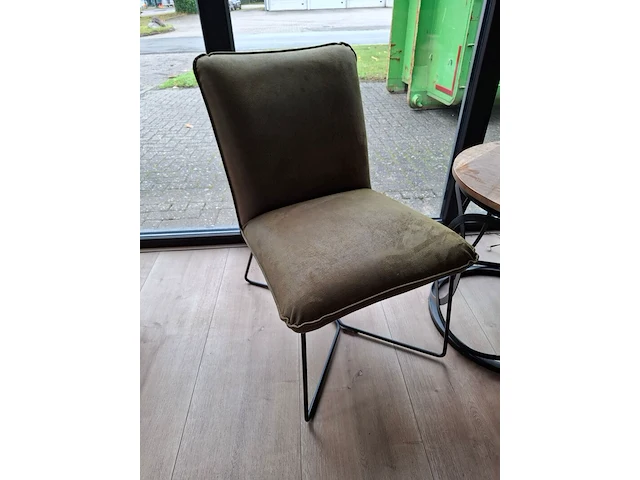 Bijzettafel met 2 stoelen - afbeelding 4 van  4