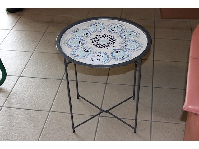 Bijzettafel met doorsnede 46 cm en hoogte 52 cm. - afbeelding 1 van  2