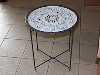 Bijzettafel met doorsnede 46 cm en hoogte 52 cm. - afbeelding 1 van  2