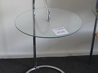 Bijzettafel met glazen blad. doorsnede 40 cm. - afbeelding 2 van  2