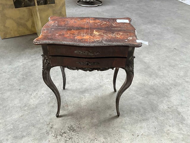 Bijzettafel - afbeelding 1 van  3