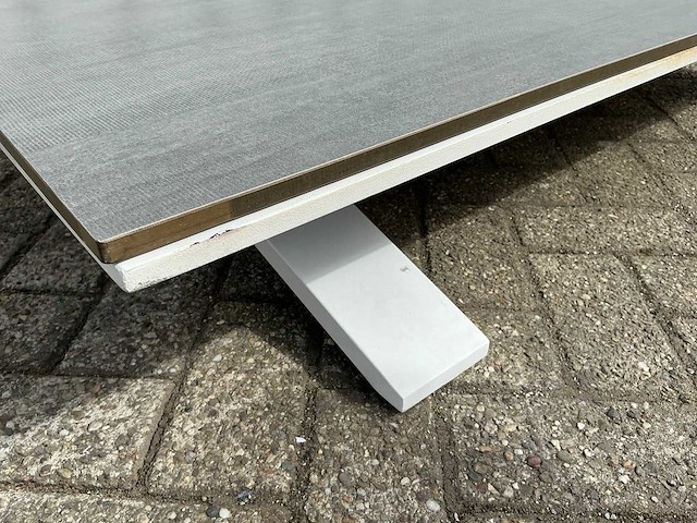 Bijzettafel - afbeelding 1 van  1