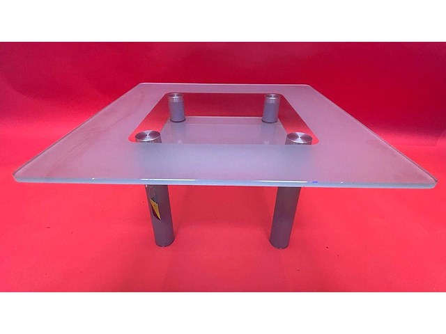 Bijzettafel - afbeelding 1 van  3