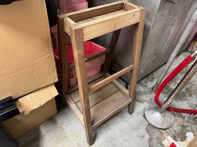 Bijzettafel - afbeelding 1 van  3