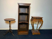 Bijzettafels en kastje (3x) - afbeelding 1 van  7