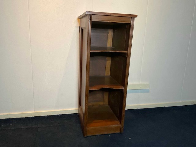 Bijzettafels en kastje (3x) - afbeelding 2 van  7