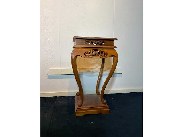 Bijzettafels en kastje (3x) - afbeelding 4 van  7