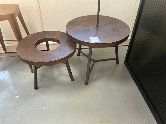 Bijzettafels en kruk (4x) - afbeelding 2 van  2