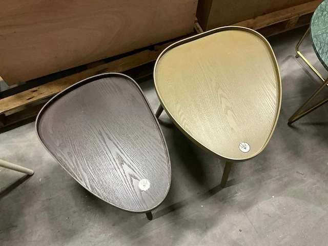 Bijzettafels h41&39,5cm (2x) - afbeelding 2 van  2