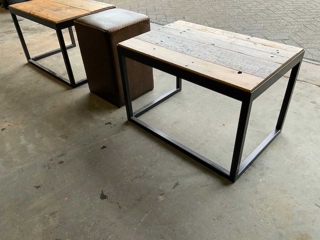 Bijzettafels met poef - afbeelding 2 van  6