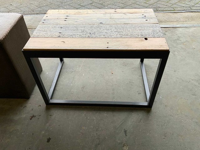 Bijzettafels met poef - afbeelding 3 van  6