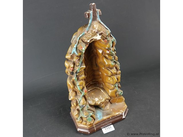 Bijzonder gipsen kapelletje - afbeelding 3 van  5