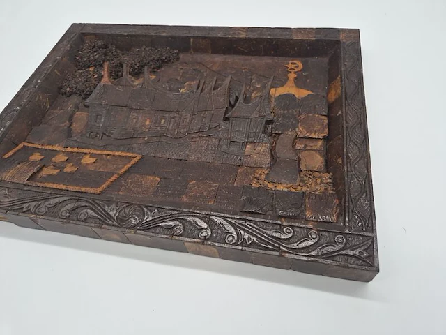 Bijzonder vintage houten wandreliëf – handgemaakt – indonesische minangkabau-stijl – 20e eeuw - afbeelding 4 van  12