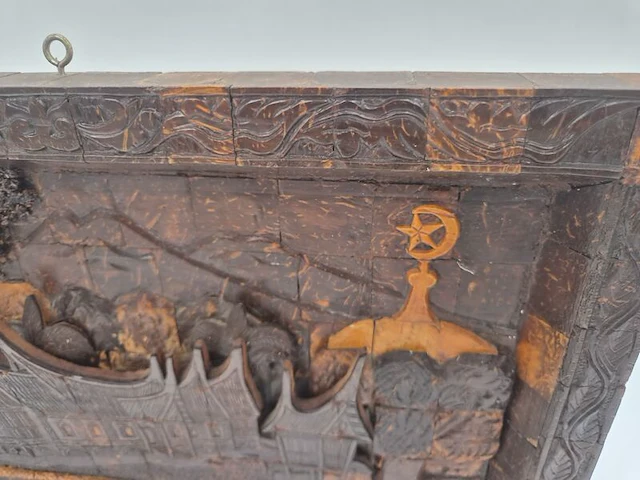 Bijzonder vintage houten wandreliëf – handgemaakt – indonesische minangkabau-stijl – 20e eeuw - afbeelding 10 van  12