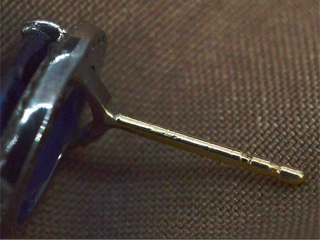 Bijzondere oorbellen met natuurlijke edelstenen en diamant - afbeelding 8 van  11