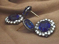 Bijzondere oorbellen natuurlijke edelstenen en diamant - afbeelding 2 van  11