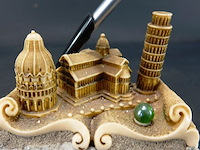 Bijzondere pennenhouder - afbeelding 3 van  5