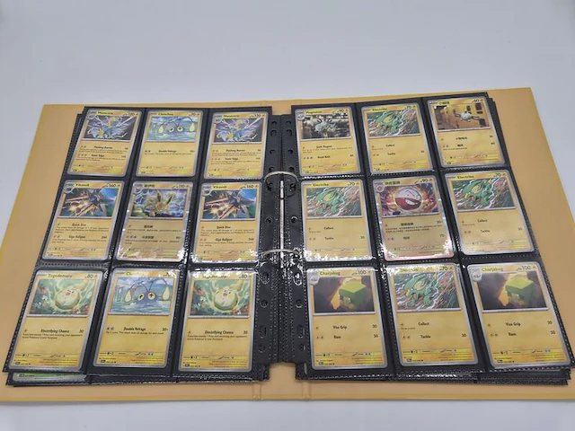 Bijzondere pokémonverzameling – umbreon – mewtwo gx – vintage kaarten – prismatic evolutions – ascended heroes – verzamelmap - afbeelding 15 van  27