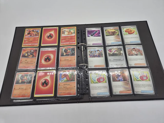 Bijzondere pokémonverzameling – vintage kaarten – gengar – charmander – rhydon – verzamelmap – ongeopend lycanroc gx-pakket - afbeelding 21 van  30