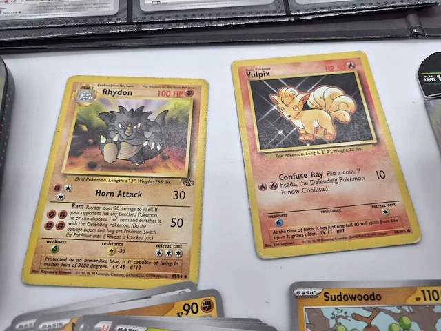 Bijzondere pokémonverzameling – vintage kaarten – gengar – charmander – rhydon – verzamelmap – ongeopend lycanroc gx-pakket - afbeelding 28 van  30