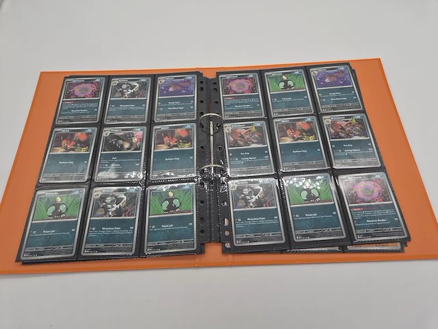 Bijzondere pokémonverzameling – vintage kaarten – grote lycanroc gx-kaart – verzamelmap en vele andere kaarten - afbeelding 6 van  19